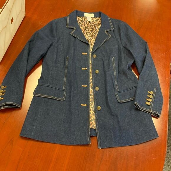 Susan Graver Jackets & Blazers - Susan Graver Retro Denim Jacket sz S EUC